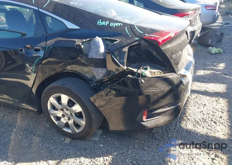 2016 Honda Civic Lx z USA, uszkodzony, nr VIN 19XFC2F57GE220091